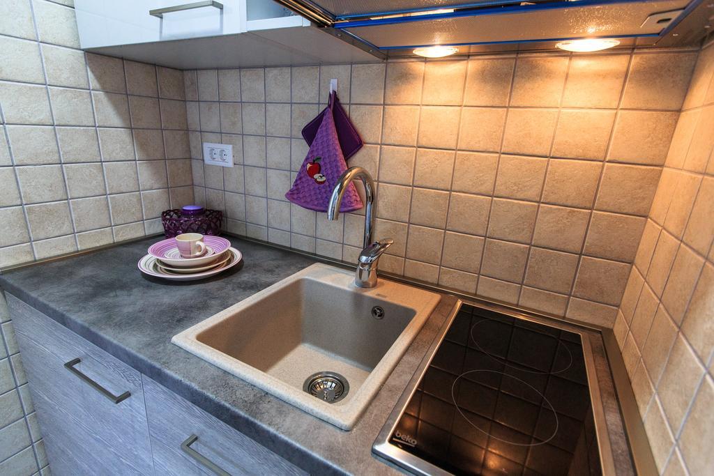 Apartments Aleksic Bar Bagian luar foto